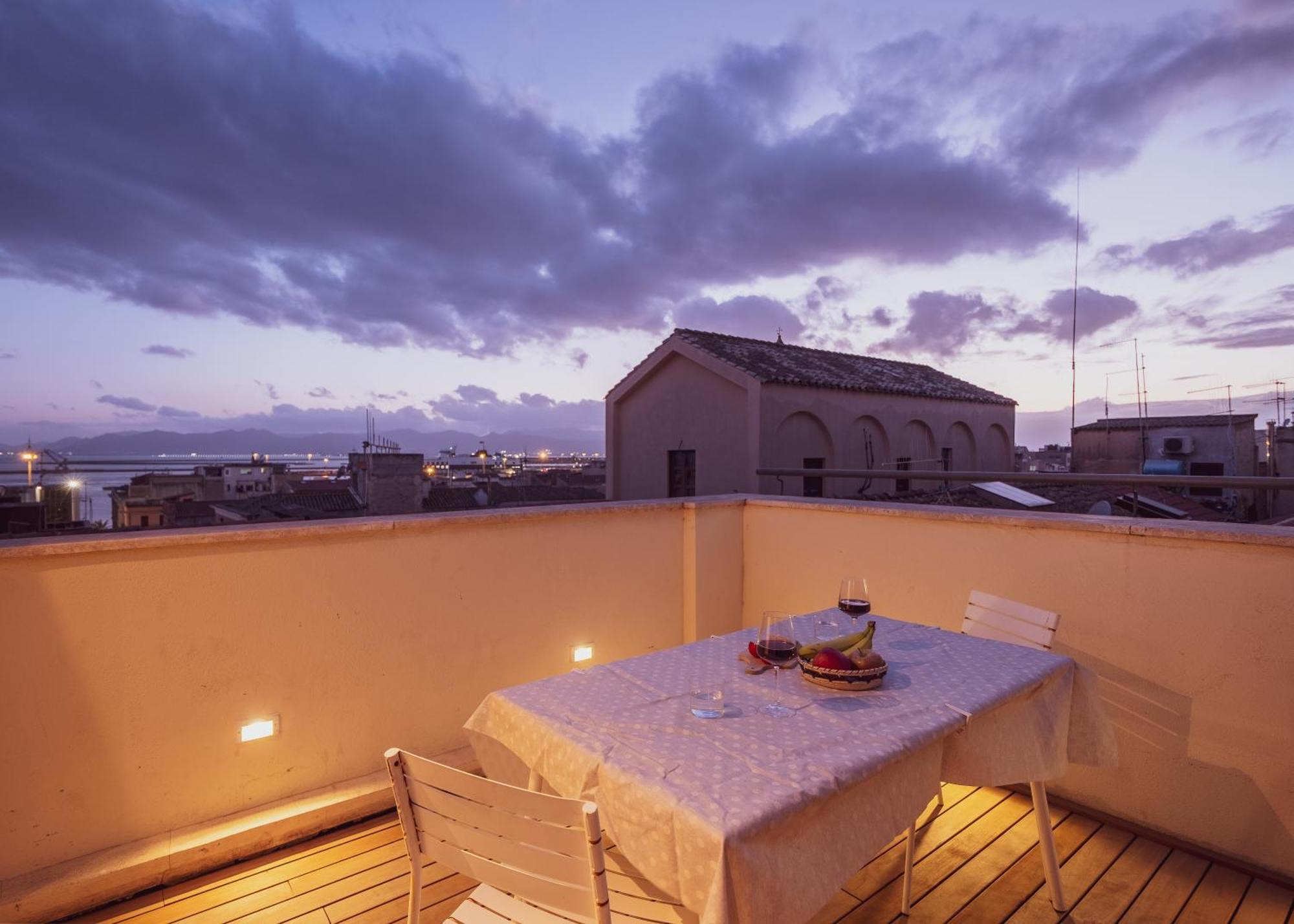 Apartamento Blue Domus Cagliari Exterior foto